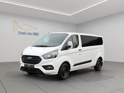 Weiß Gebraucht 2018 Ford Transit Custom Trend Kombi | 17.390 € (Teuer)