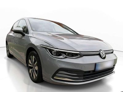 Gebraucht VW Golf VIII Move 131 PS (96 kW) 2023 Mondsteingrau Kleinwagen
