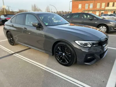 Używany BMW 330 M Sport 258 KM (189 kW) 2020 Szary Sedan/Limuzyna
