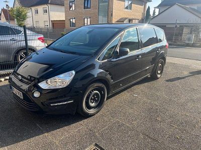 Gebraucht Ford S-MAX Trend 140 PS (102 kW) 2013 Schwarz Van / Kleinbus