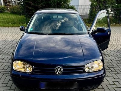 Gebraucht VW Golf IV 105 PS (77 kW) 2002 Blau Kleinwagen