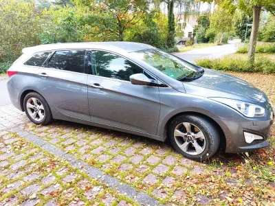 Gebraucht Hyundai i40 Style 136 PS (100 kW) 2012 Grau Kombi