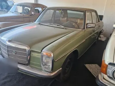Gebraucht Mercedes W115 95 PS (69 kW) 1973 Grün Limousine