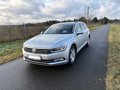 Gebraucht VW Passat Comfortline 150 PS (110 kW) 2019 Silber Kombi