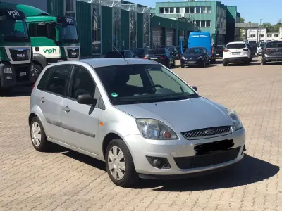 Brugt Ford Fiesta 80 HK (58 kW) 2006 Sølv Hatchback