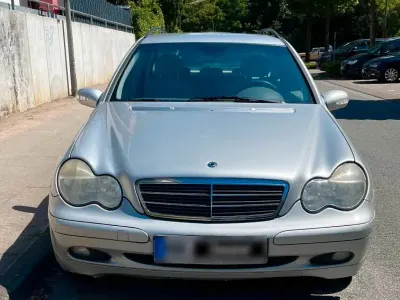 Gebraucht Mercedes C180 129 PS (94 kW) 2001 Grau Kombi