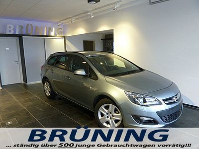 Gebraucht Opel Astra Energy 110 PS (80 kW) 2014 Silber metallic Kombi