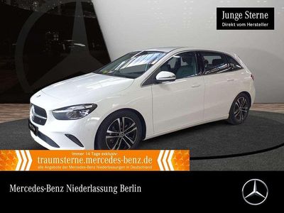 Second-hand Mercedes B180 Advanced 136 CP (100 kW) 2025 Alb Monovolum