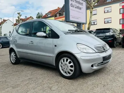 Gebraucht Mercedes A160 Elegance 102 PS (75 kW) 2003 Silber Van / Kleinbus