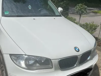 Gebraucht BMW 116 122 PS (89 kW) 2012 Weiß Kleinwagen