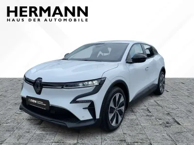 Gebraucht Renault Megane E-Tech Evolution 96 kW (131 PS) 2022 Arktisweiß (weiß) Limousine