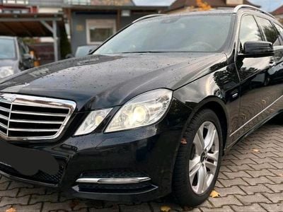 Second-hand Mercedes E250 204 CP (150 kW) 2010 Negru Break