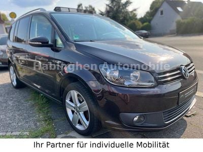 Schwarz Gebraucht 2013 VW Touran Life Van / Kleinbus | 5.900 € (Fairer Preis)