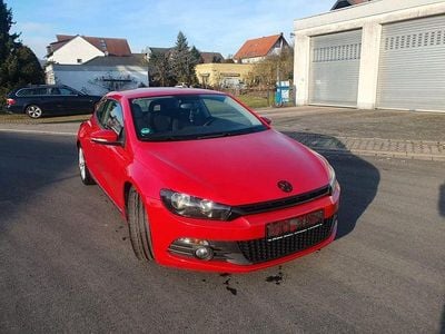 Gebraucht VW Scirocco 160 PS (117 kW) 2009 Salsa red Coupé