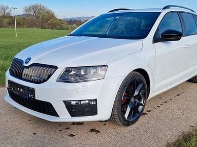 Gebraucht Skoda Octavia RS 184 PS (135 kW) 2016 Weiß Kleinwagen