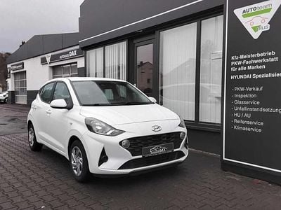 Gebraucht Hyundai i10 Select 67 PS (49 kW) 2021 Weiß Kleinwagen