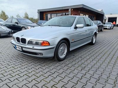 Gebraucht BMW 528 Sport Line 193 PS (141 kW) 1997 Silber Limousine