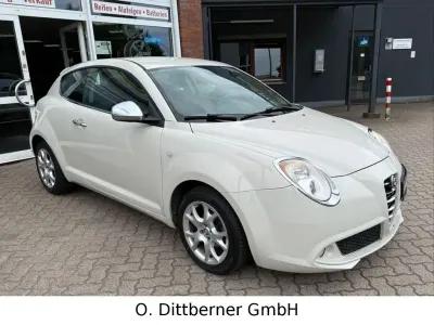 Gebraucht Alfa Romeo MiTo Turismo 105 PS (77 kW) 2013 Weiß Kleinwagen