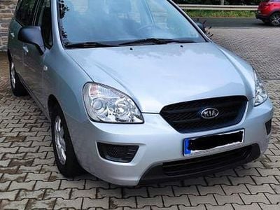 Silber Gebraucht 2009 Kia Carens LX Van / Kleinbus | 1.500 € (Superpreis)