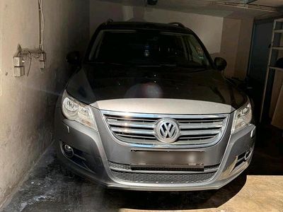 Gebraucht VW Golf 79 PS (58 kW) 2011 Grau SUV