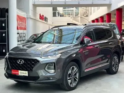 Gebraucht Hyundai Santa Fe Premium 200 PS (147 kW) 2019 Andere SUV