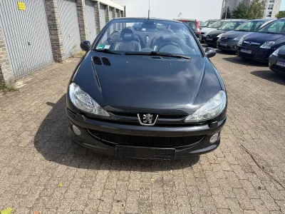 Gebraucht Peugeot 206 CC Platinum 109 PS (80 kW) 2006 Schwarz Cabrio