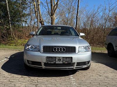 Gebraucht Audi A4 S-Line 131 PS (96 kW) 2004 Silber Limousine