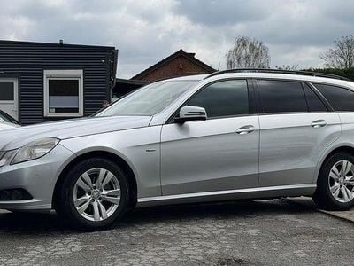 Gebraucht Mercedes E220 170 PS (125 kW) 2010 Silber Kombi