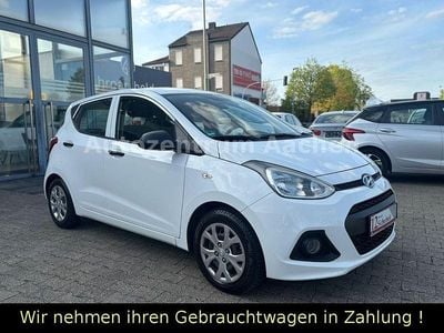 Usata Hyundai i10 Basis 67 CV (49 kW) 2016 Bianco Utilitaria