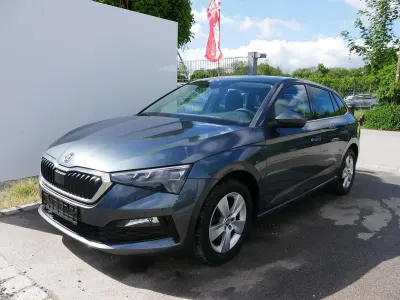 Używany Skoda Scala Style 150 KM (110 kW) 2021 Szary Hatchback