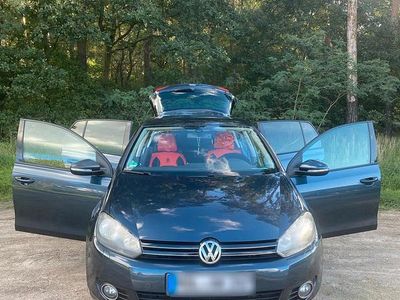 Gebraucht VW Golf VI 122 PS (89 kW) 2010 Andere farben Kleinwagen