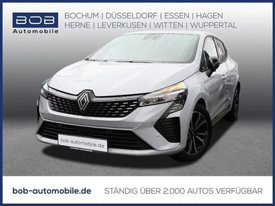 Grau Gebraucht 2025 Renault Clio V Techno Limousine | 17.887 € (Fairer Preis)