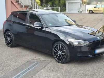 Gebraucht BMW 116 136 PS (100 kW) 2013 Schwarz Kleinwagen