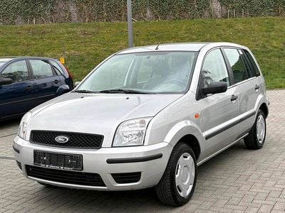 Usata Ford Fusion 100 CV (73 kW) 2005 Grigio Utilitaria