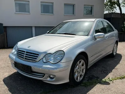 Gebraucht Mercedes C200 163 PS (119 kW) 2006 Silber Limousine