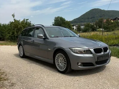 Gebraucht BMW 318 143 PS (105 kW) 2009 Grau Kombi