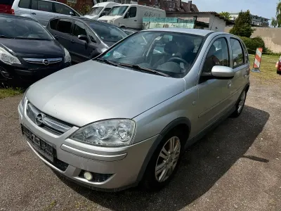 Gebraucht Opel Corsa 80 PS (58 kW) 2006 Silber Kleinwagen