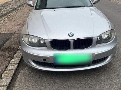 Usata BMW 116 122 CV (89 kW) 2010 Argento Utilitaria