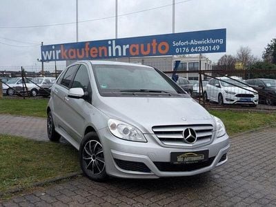Usata Mercedes B160 95 CV (69 kW) 2010 Argento Monovolume