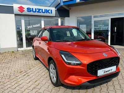 Gebraucht Suzuki Swift 83 PS (61 kW) 2025 Orange Kleinwagen