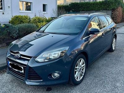 Gebraucht Ford Focus 125 PS (91 kW) 2014 Blau Limousine