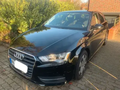 Brugt Audi A3 Attraction 110 HK (80 kW) 2014 Sort Sedan