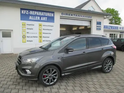 Gebraucht Ford Kuga ST-Line 230 PS (169 kW) 2019 Grau SUV