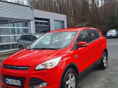 Second-hand Ford Kuga 150 CP (110 kW) 2015 Roșu SUV