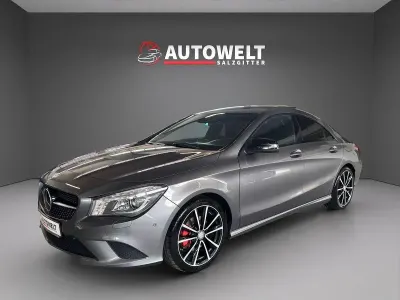 Gebraucht Mercedes CLA220 Urban 170 PS (125 kW) 2015 Grau Limousine