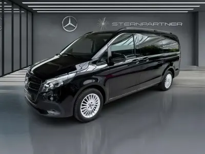 Gebraucht Mercedes V220 163 PS (119 kW) 2025 Obsidianschwarz metallic Van / Kleinbus