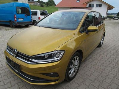 Gebraucht VW Golf Sportsvan 150 PS (110 kW) 2018 Gelb Van / Kleinbus