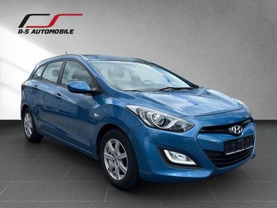 Gebraucht Hyundai i30 Classic 99 PS (72 kW) 2012 Blau Kombi