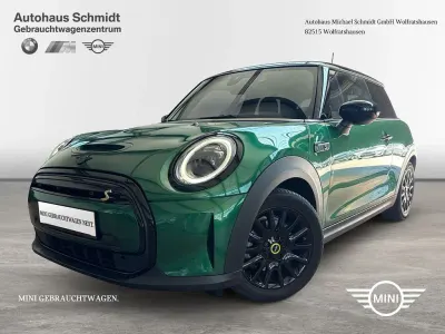 Gebraucht Mini Cooper SE Hatch 135 kW (184 PS) 2023 Grün Kleinwagen