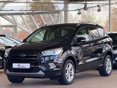 Schwarz Gebraucht 2019 Ford Kuga Titanium SUV | 13.970 € (Guter Preis)